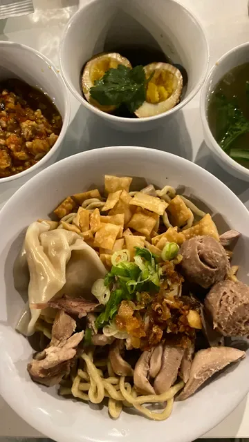 Bakmi & Bubur Ayam Djie Tjap