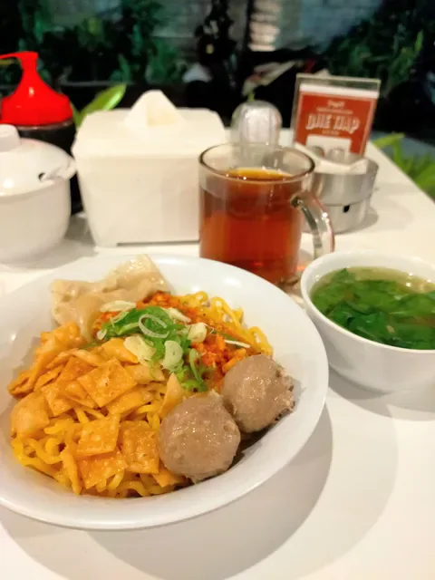 Bakmi & Bubur Ayam Djie Tjap
