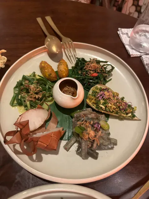 Bambu Baili-Seminyak