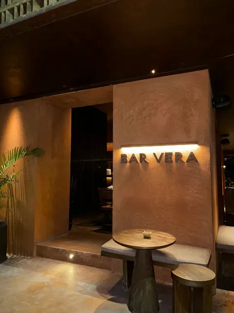Bar Vera Bistro & Wine Bar