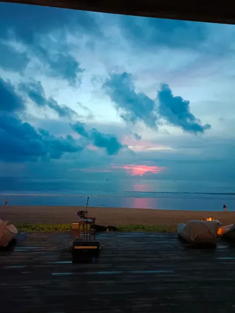 Beach Bar - Alila Seminyak