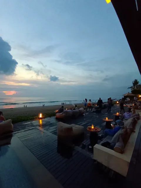 Beach Bar - Alila Seminyak