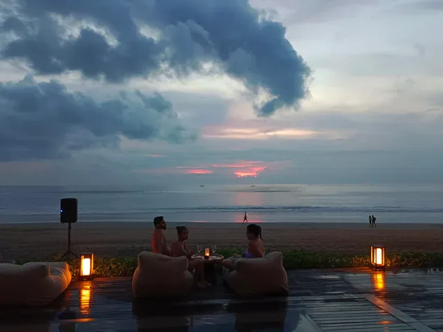Beach Bar - Alila Seminyak