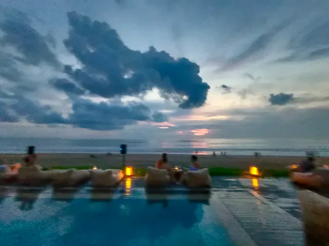 Beach Bar - Alila Seminyak