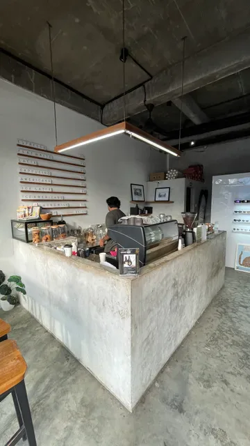 BGS Bali Canggu - Coffee Bar & Surf Shop
