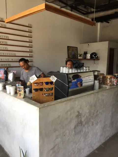 BGS Bali Canggu - Coffee Bar & Surf Shop