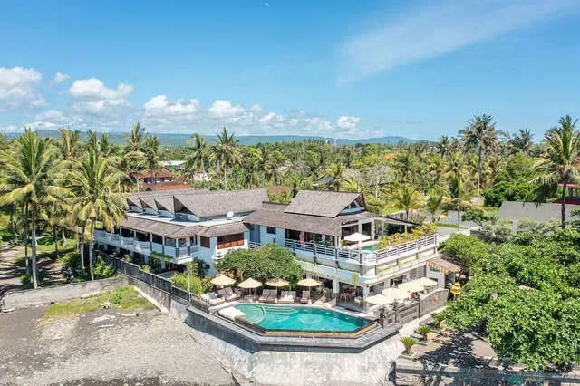 Bombora Medewi