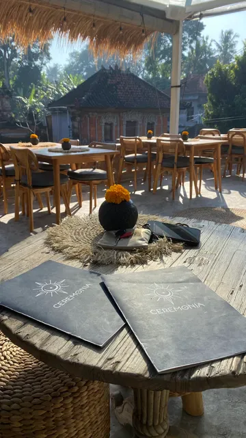 CEREMONIA UBUD Rooftop Bar Tapas & Restaurant