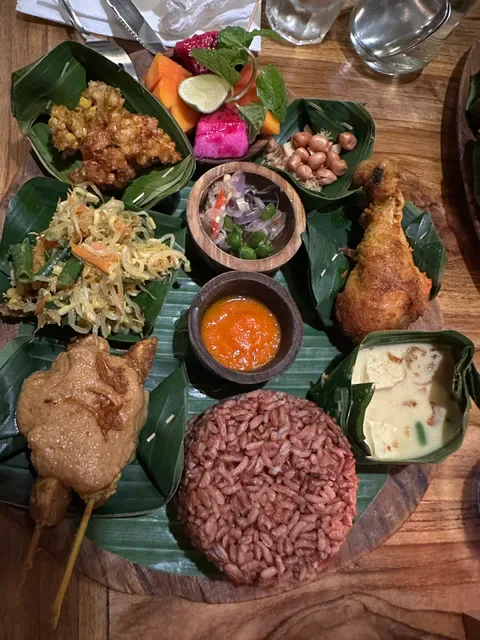 Compound Warung