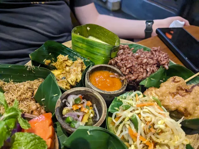 Compound Warung