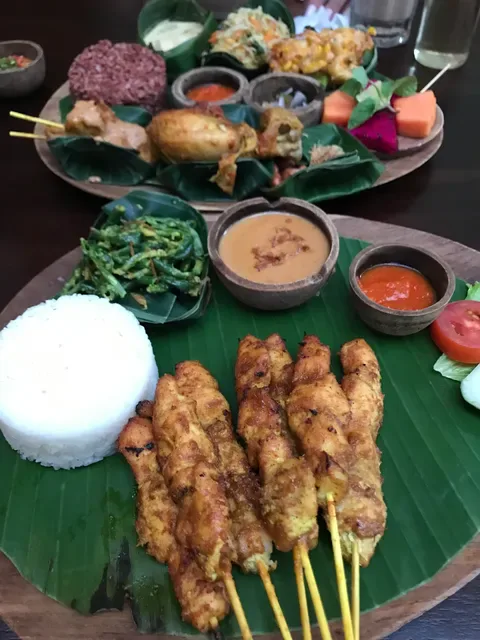 Compound Warung