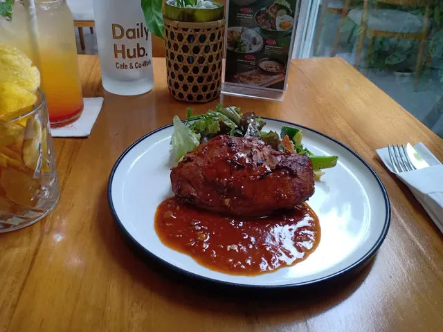 Daily Hub - Cafe & Co Work
