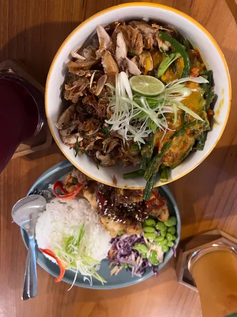 Den~O Coffee & Eatery, Ubud
