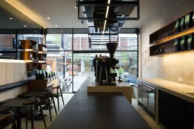 Expat. Roasters Seminyak Petitenget