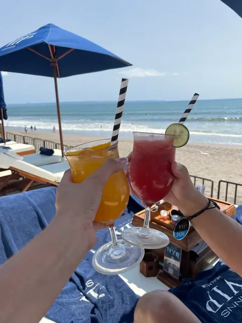 FINNS Beach Club