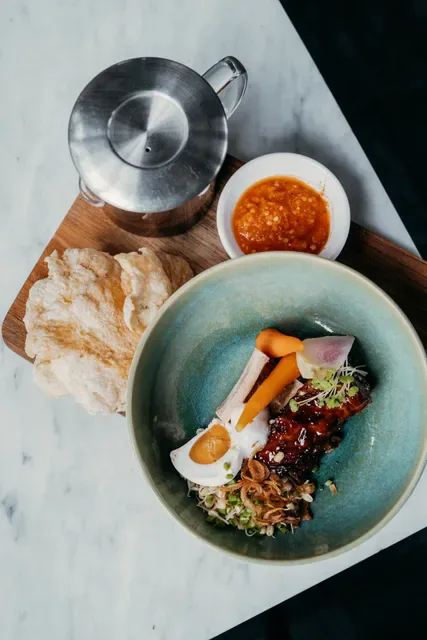 Hujan Locale