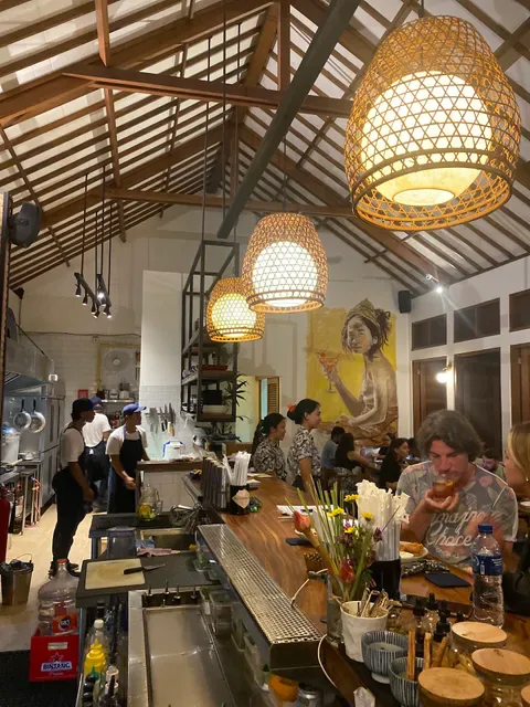 IBU SUSU Bar & Kitchen