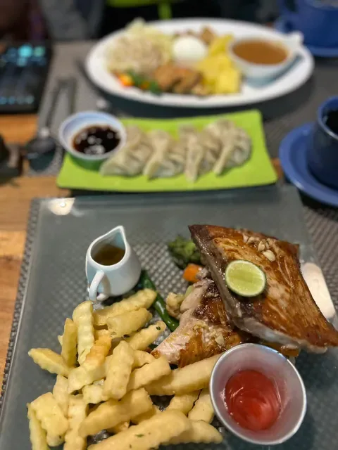 Jaring Kitchen & Drinks