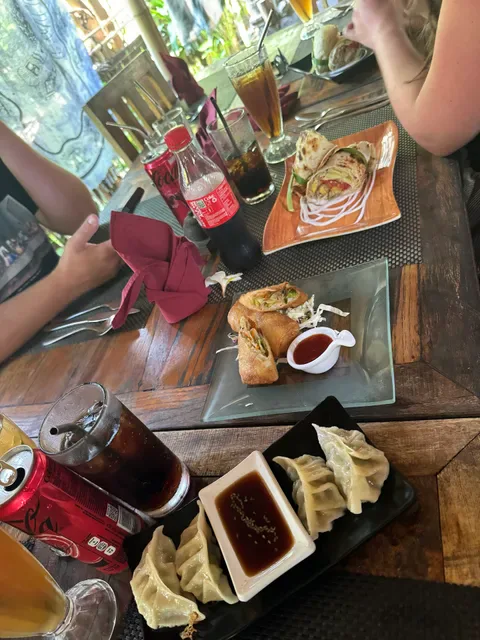 Jaring Kitchen & Drinks