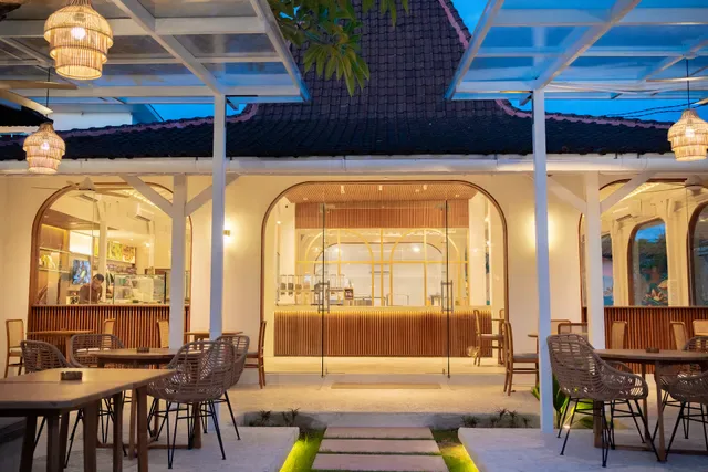 Krakakoa Flagship store