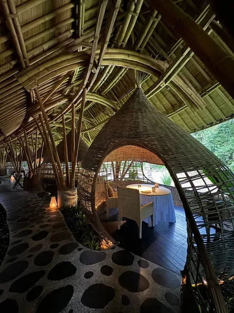 Kubu at Mandapa