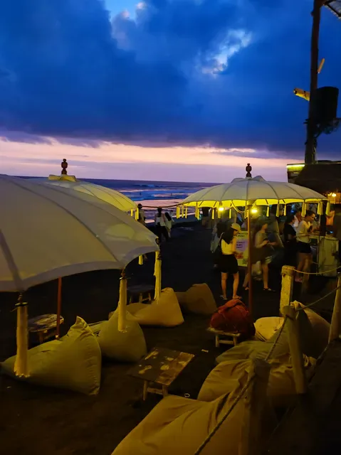 La Brisa Bali | Beach Club