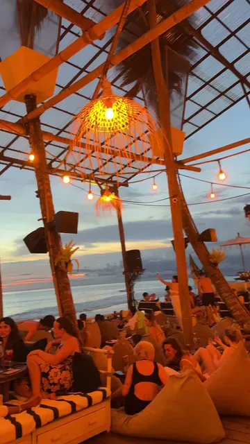 La Brisa Bali | Beach Club