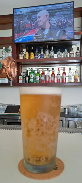 Legends Bistro & Sports Bar