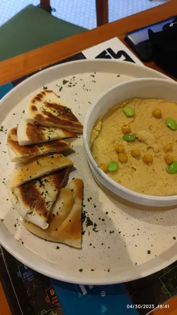 Legends Bistro & Sports Bar