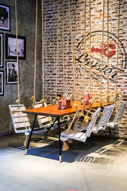 LOVSTER | Seminyak