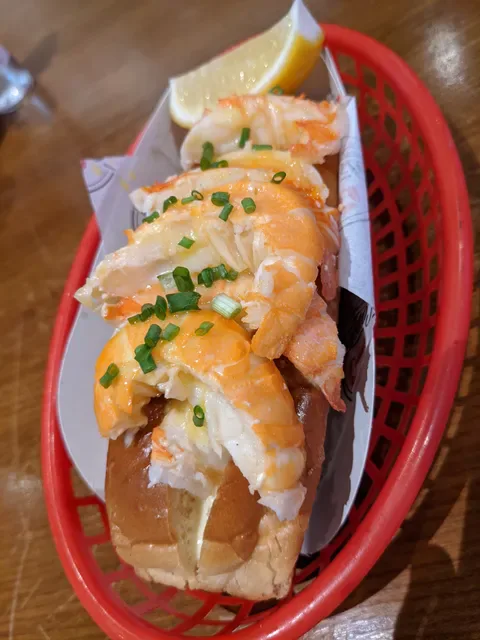 LOVSTER | Seminyak