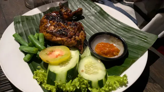 Made Becik Waroeng