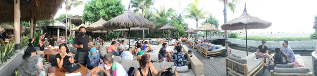 Mano Beach House