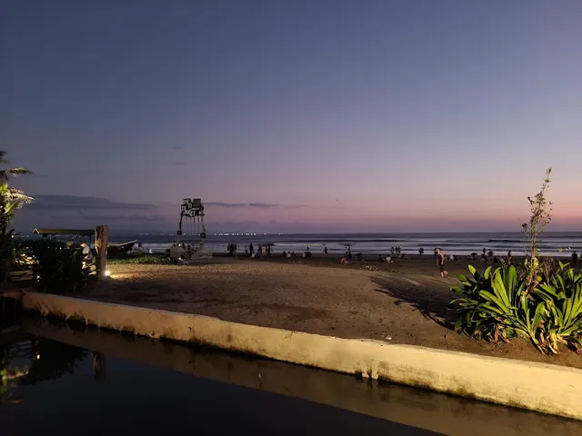 Mano Beach House