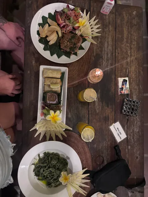 Miro's Garden Restaurant