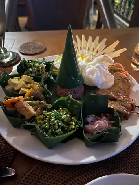 Miro's Garden Restaurant