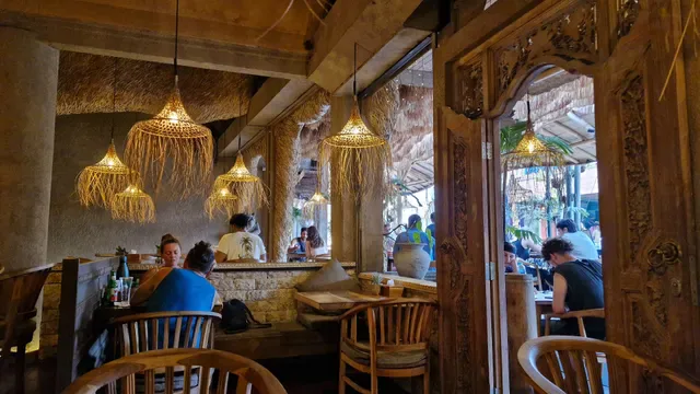 Monkey Legend Restaurant & Bar
