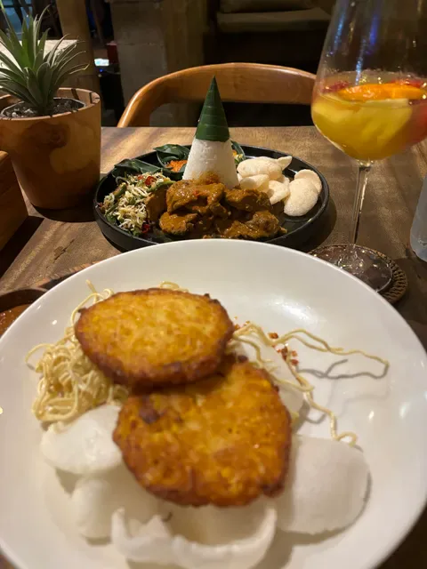Monkey Legend Restaurant & Bar