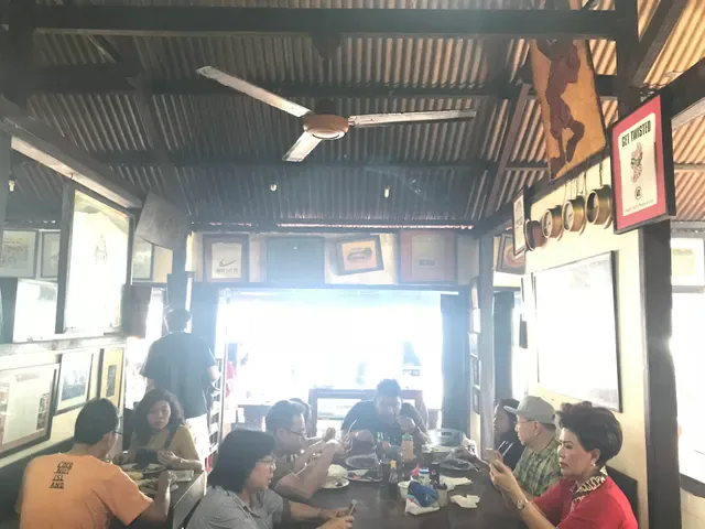 Naughty Nuri's Ubud