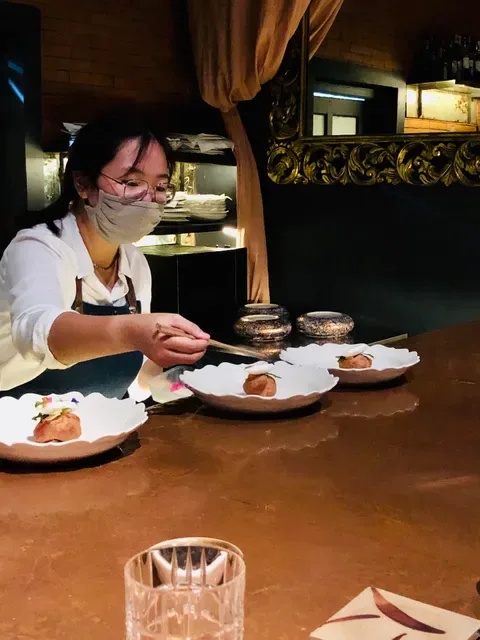 Room4Dessert