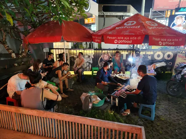 Sate Babi Street Food Warenda