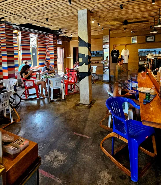 Seniman Coffee