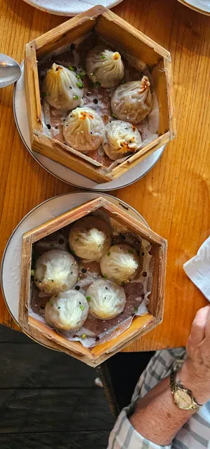 SISTA Dumpling 喜食 Berawa ( last order 22.15pm )