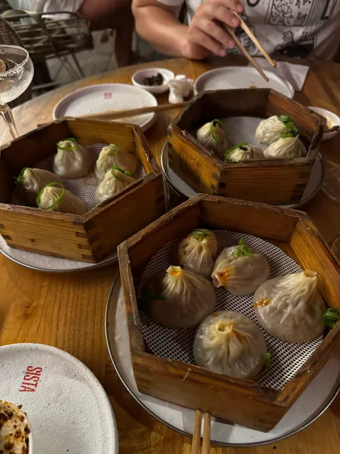 SISTA Dumpling 喜食 Berawa ( last order 22.15pm )