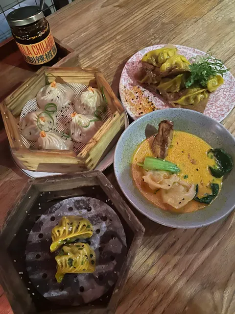 SISTA Dumpling 喜食 Berawa ( last order 22.15pm )
