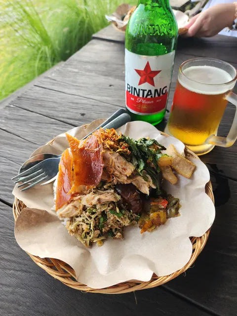 Warung Babi Guling Pande Egi