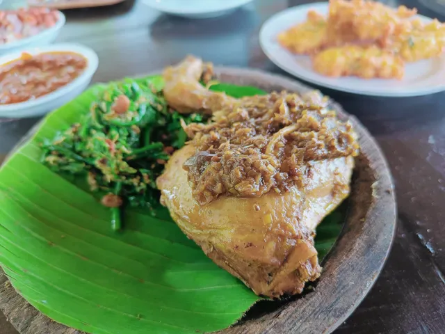 Warung Tepi Sawah