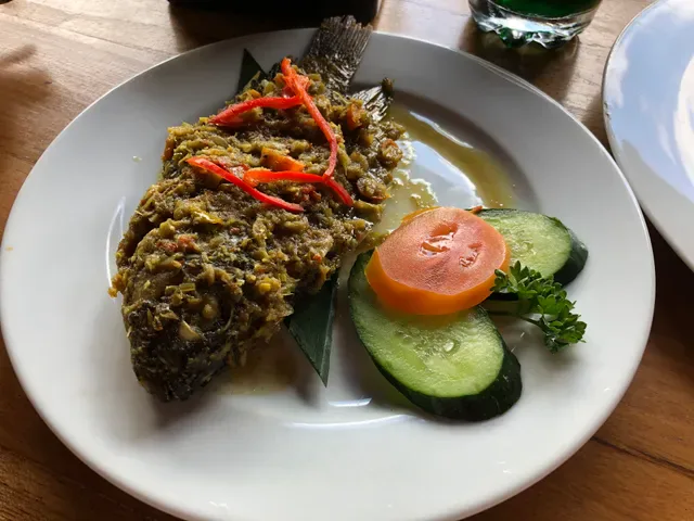 Waroeng Buyan 818