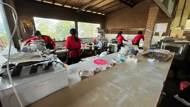 Warung Bukit Hexon
