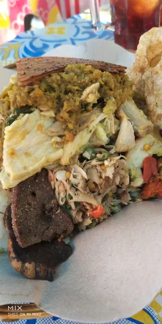 Warung Babi Guling Putra Celagi